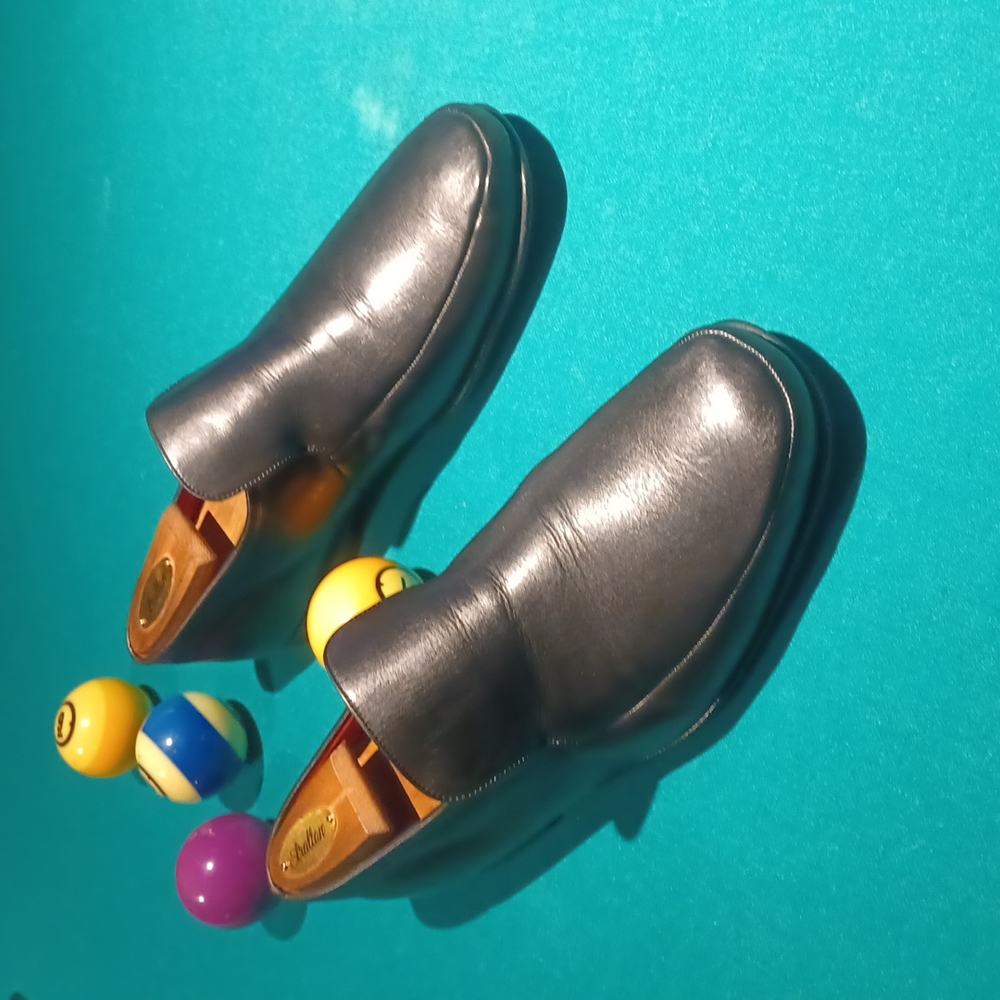 Vintage Black Leather Bally Loafers size 10.5 us